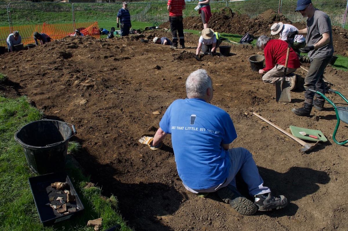 archaeology dig at oakham castle